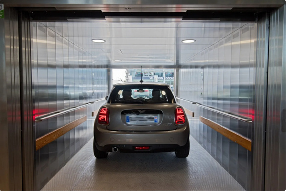 Hidral car lifts in unique buildings at Colombia